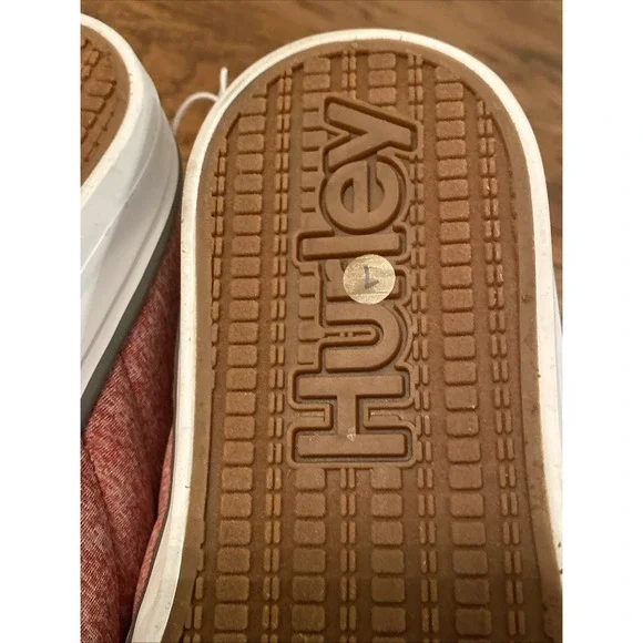 Hurley Arlo Puff Faux Fur Lined Sneakers - Women's Size 7 - Picture 6 of 6